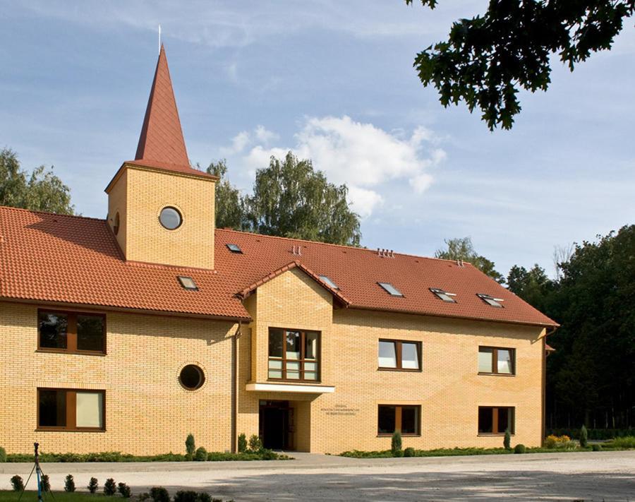 فندق Uroczysko Porszewice - Osrodek Konferencyjno-Rekolekcyjny بابيانيتسا المظهر الخارجي الصورة