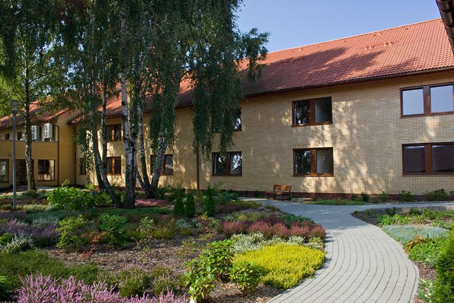 فندق Uroczysko Porszewice - Osrodek Konferencyjno-Rekolekcyjny بابيانيتسا المظهر الخارجي الصورة